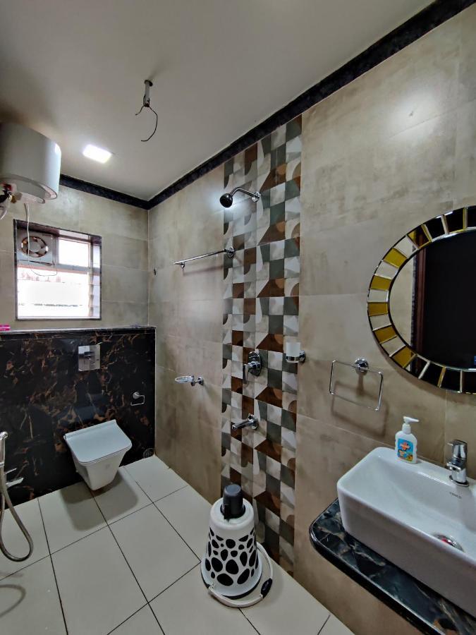 Sakuntala Residency Hotel Бхубанешвар Екстериор снимка